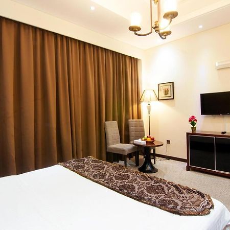 Better Living Apartment Дубай Экстерьер фото